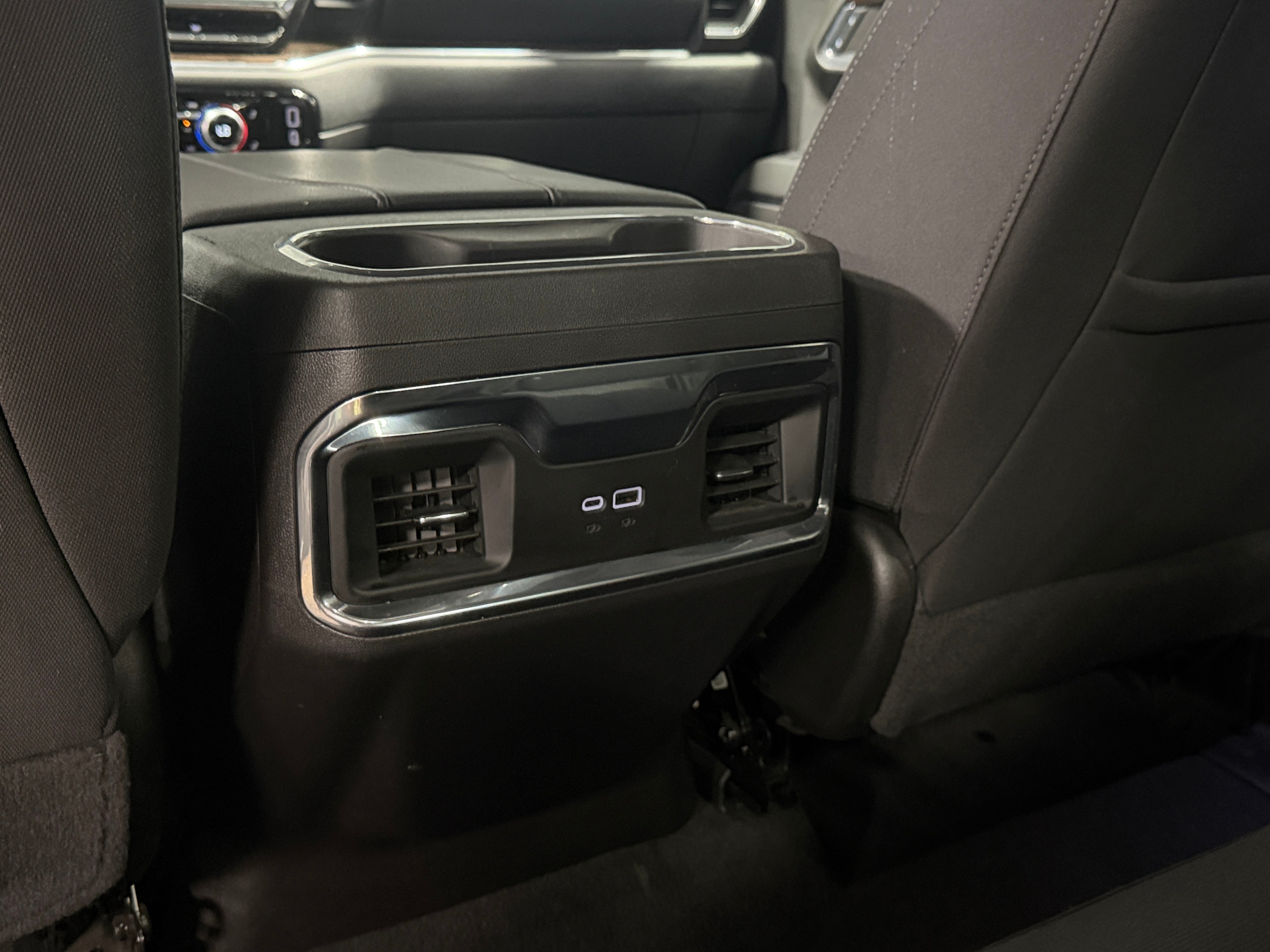 gmc sierra 1500 2024 3GTPHCE88RG350489 image gmc sierra 1500 2024 3GTPHCE88RG350489 image